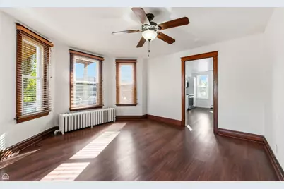 7635 W Foster Avenue, Chicago, IL 60656 - Photo 8