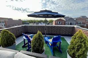 1922 W Belmont Ave, Chicago, IL 60657 - Photo 4