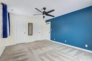 3901 Weathervane Ln, Crystal Lake, IL 60012 - Photo 18