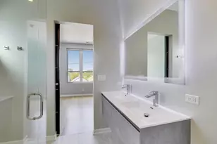 1708 W Cermak Rd, Chicago, IL 60608 - Photo 14