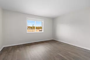 7875 N Caldwell Ave, Niles, IL 60714 - Photo 8