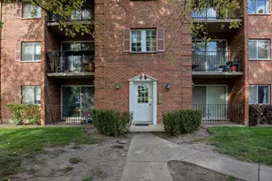 7875 N Caldwell Ave, Niles, IL 60714 - Photo 2