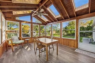 33W208 Bonnie St, Saint Charles, IL 60174 - Photo 16