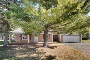 604 Ogden Rd, New Lenox, IL 60451 - Photo 2