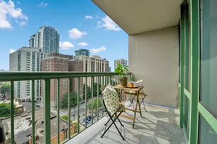 111 W Maple St, Chicago, IL 60610 - Photo 10