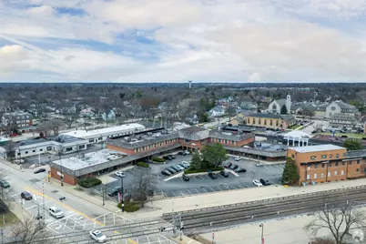 106 Barrington Commons Court, Barrington, IL 60010 - Photo 4