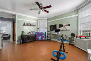 6423 N Leavitt St, Chicago, IL 60645 - Photo 6