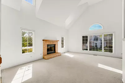 5625 Chesapeake Drive #5625, McHenry, IL 60050 - Photo 4