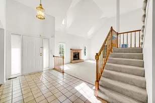 5625 Chesapeake Dr, McHenry, IL 60050 - Photo 16