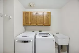 8622 Kendall Ln, Orland Park, IL 60462 - Photo 12