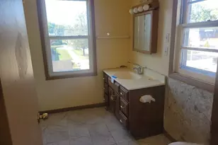 2100 S 14th Ave, Broadview, IL 60155 - Photo 10