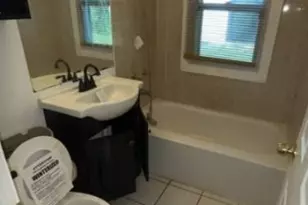 2810 Lexington Dr, Hazel Crest, IL 60429 - Photo 12