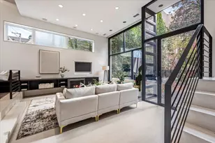 2209 N Seminary Ave, Chicago, IL 60614 - Photo 20