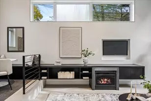 2209 N Seminary Ave, Chicago, IL 60614 - Photo 22