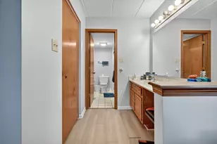 10630 Ridgeland Ave, Chicago Ridge, IL 60415 - Photo 16