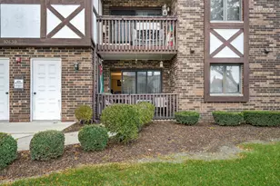 10630 Ridgeland Ave, Chicago Ridge, IL 60415 - Photo 4