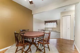 222 Madison St, Joliet, IL 60435 - Photo 6