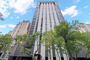 1310 N Ritchie Ct, Chicago, IL 60610 - Photo 1