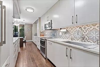 1310 N Ritchie Court #3A, Chicago, IL 60610 - Photo 4