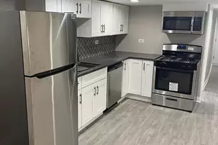 2934 N Sawyer Ave, Chicago, IL 60618 - Photo 18