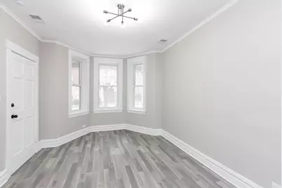 2934 N Sawyer Avenue, Chicago, IL 60618 - Photo 4