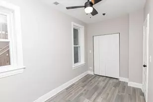 2934 N Sawyer Ave, Chicago, IL 60618 - Photo 8