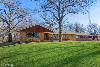 1700 S Eastwood Drive, Woodstock, IL 60098 - Photo 1