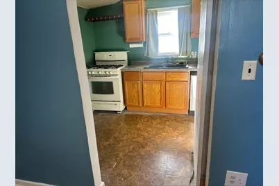 1901 Elim Avenue, Zion, IL 60099 - Photo 8