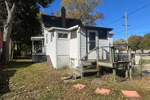 1901 Elim Ave, Zion, IL 60099 - Photo 4