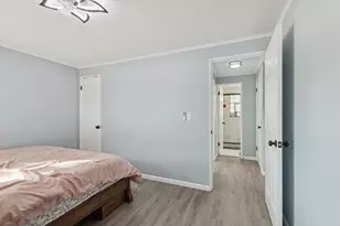 8846 Austin Ave, Morton Grove, IL 60053 - Photo 14