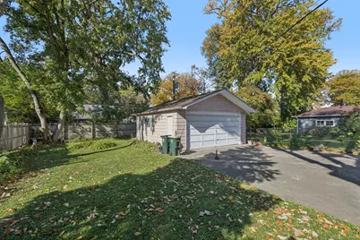 8846 Austin Avenue, Morton Grove, IL 60053 - Photo 26
