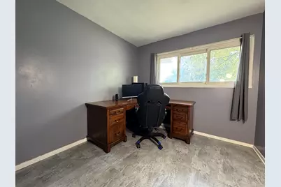 1601 Carolyn Drive, Champaign, IL 61821 - Photo 10