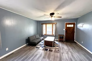 1601 Carolyn Dr, Champaign, IL 61821 - Photo 4