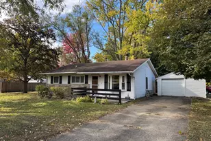 1601 Carolyn Dr, Champaign, IL 61821 - Photo 14