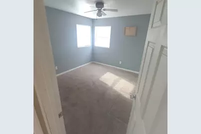 2002 Burr Oak Lane, Lindenhurst, IL 60046 - Photo 12