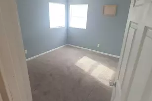 2002 Burr Oak Ln, Lindenhurst, IL 60046 - Photo 12