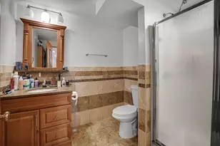 8845 W 75th St, Justice, IL 60458 - Photo 4