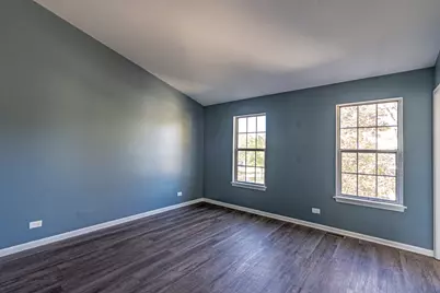 1305 Spalding Drive, Mundelein, IL 60060 - Photo 12