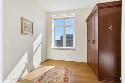 118 E Erie Street #31F, Chicago, IL 60611 - Photo 10