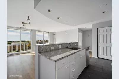 1640 Maple Avenue #804, Evanston, IL 60201 - Photo 10