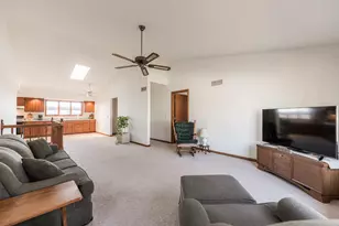 120 Evans Ave, Dekalb, IL 60115 - Photo 2