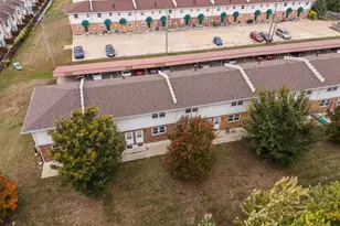 105 E Lincoln St, Normal, IL 61761 - Photo 8