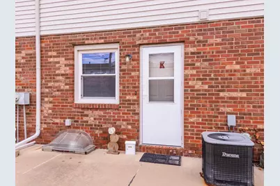 105 E Lincoln Street #K, Normal, IL 61761 - Photo 2
