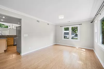 17914 W Twin Lakes Boulevard, Grayslake, IL 60030 - Photo 4