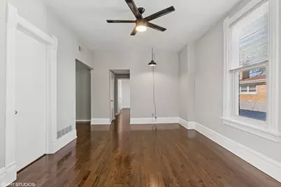 2335 W School Street, Chicago, IL 60618 - Photo 6