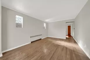 5730 S Tripp Ave, Chicago, IL 60629 - Photo 4