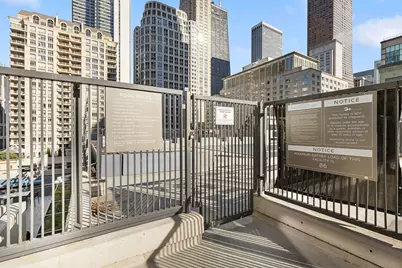 30 E Huron Street #3410, Chicago, IL 60611 - Photo 16