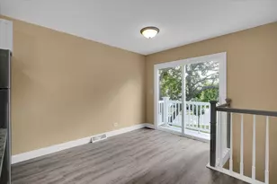 488 Darlene Ln, Glendale Heights, IL 60139 - Photo 12