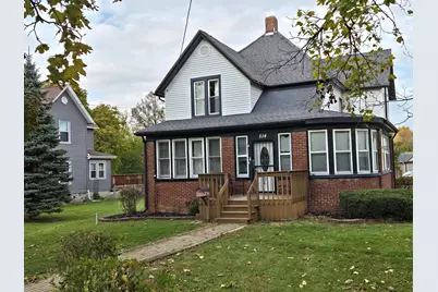 514 Washington Street, Woodstock, IL 60098 - Photo 1