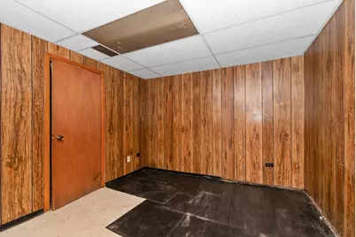 8834 S Oglesby Avenue, Chicago, IL 60617 - Photo 16